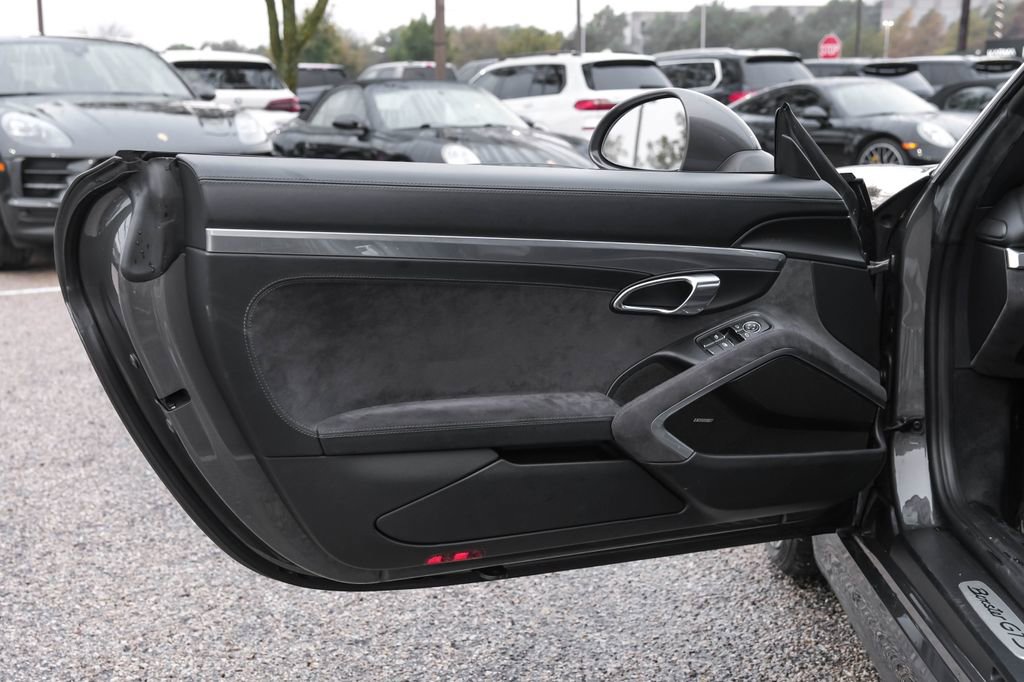 Used 2015 Porsche Boxster GTS image 45