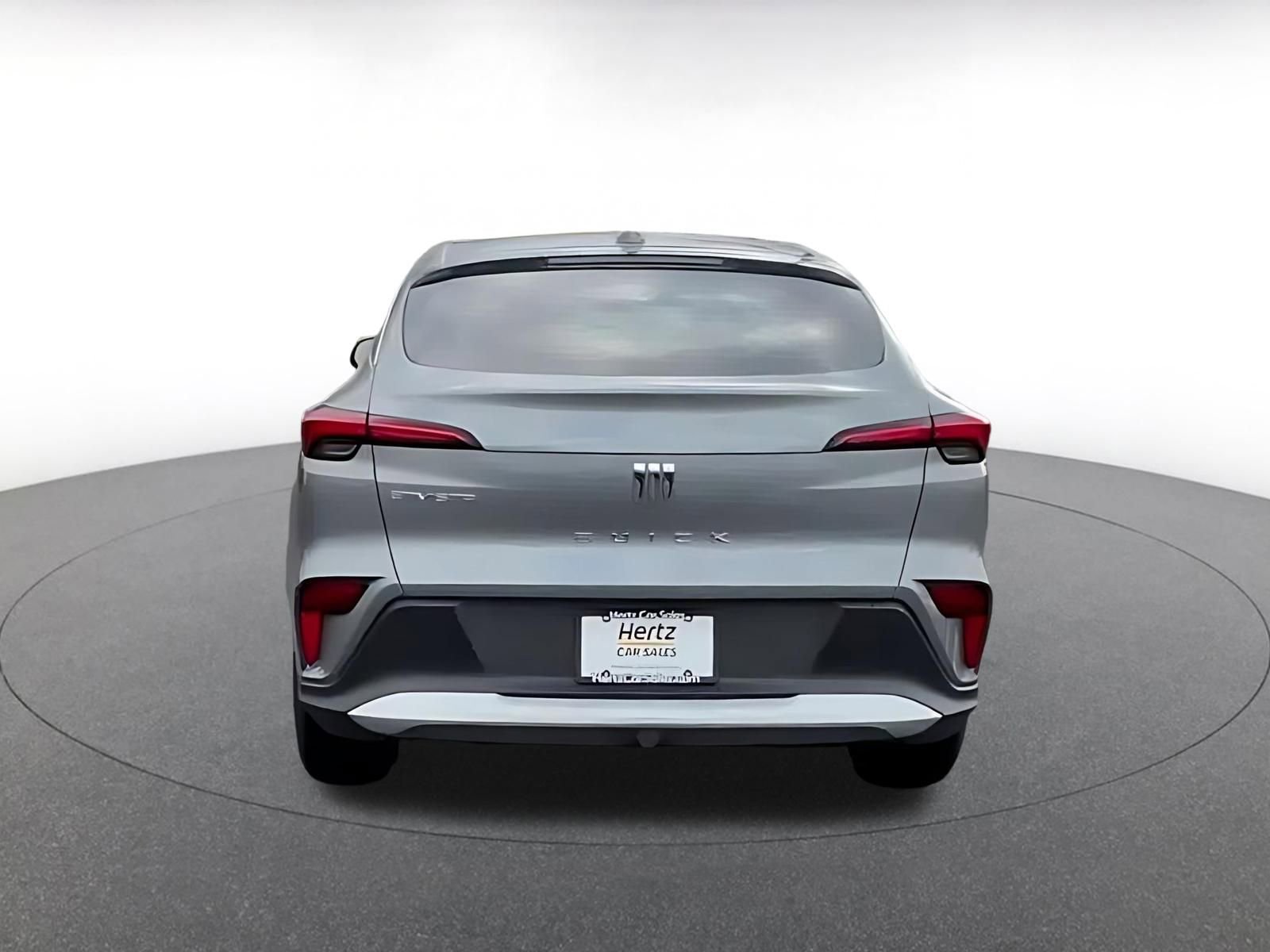 Used 2025 Buick Envista Preferred image 11