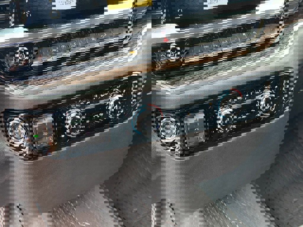 Used 2024 GMC Sierra 1500 Elevation image 20