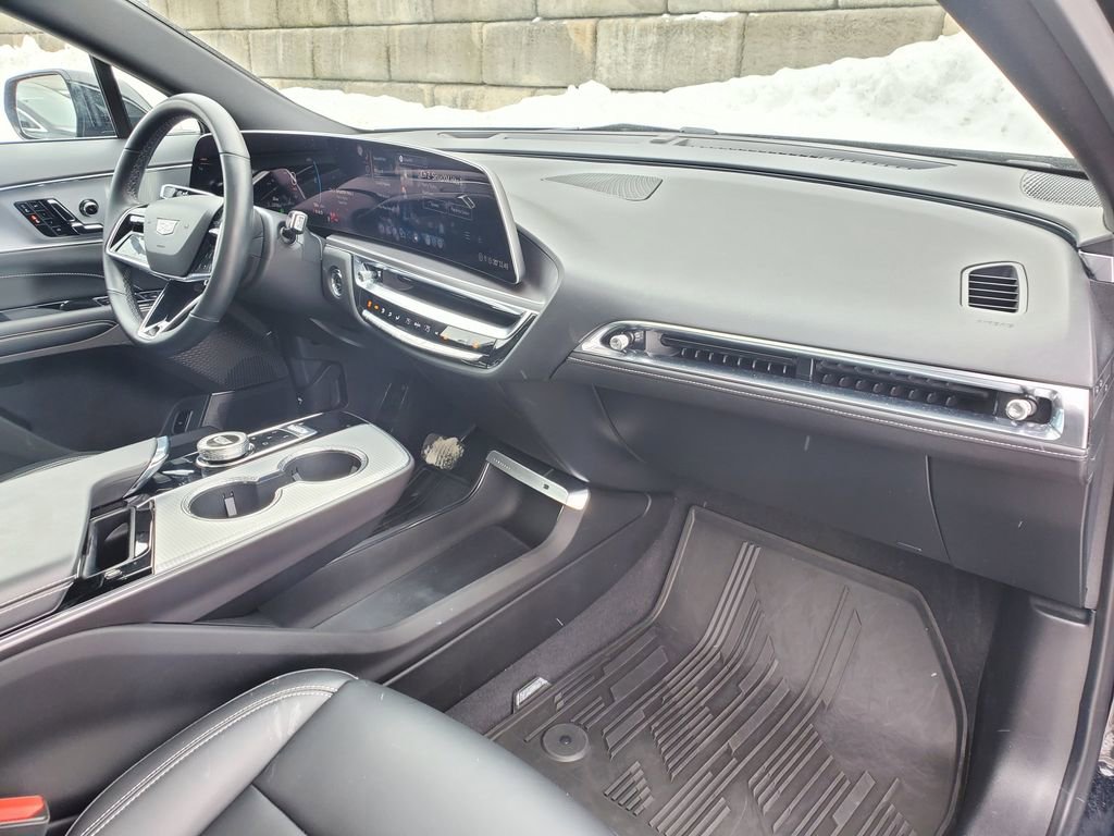 Used 2024 Cadillac Lyriq Tech w/ Driver Assist Package image 35