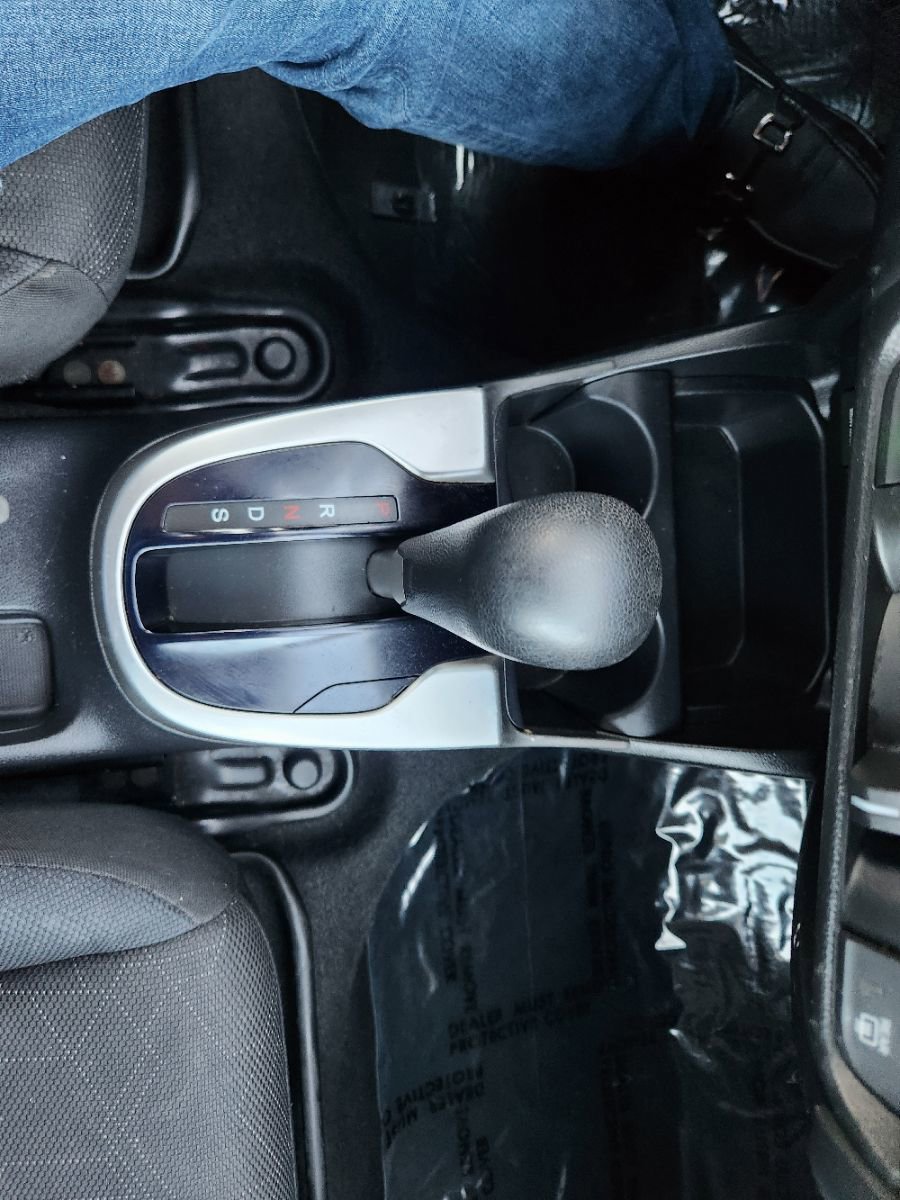 Used 2015 Honda Fit EX image 16