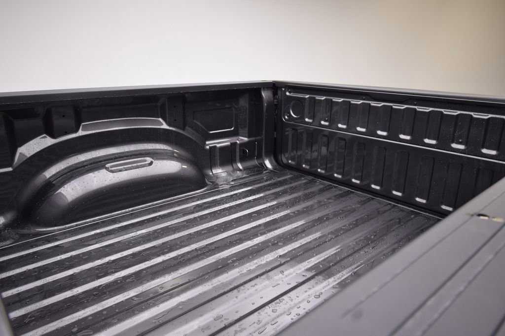 New 2026 RAM 1500 4x4 Crew Cab image 17