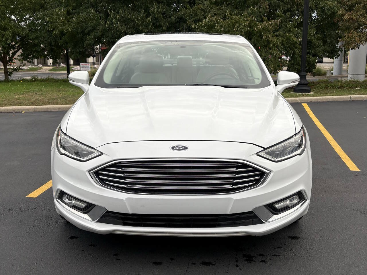Used 2018 Ford Fusion Titanium FWD image 5