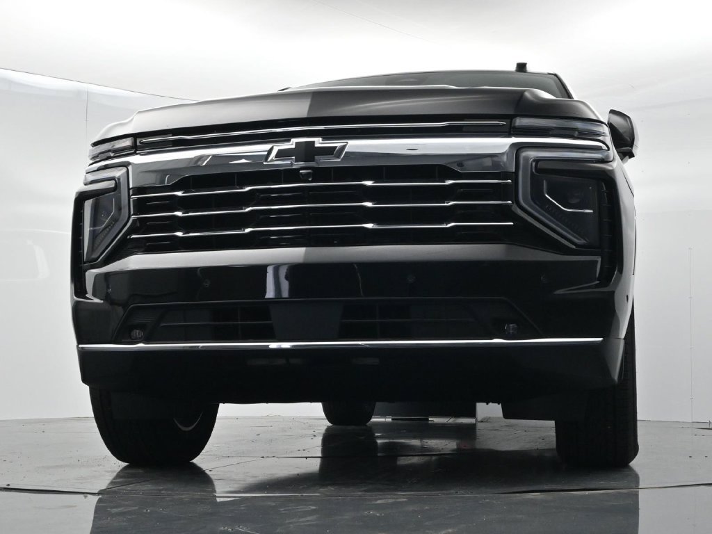 New 2026 Chevrolet Suburban LT w/ Comfort Package RWD image 27