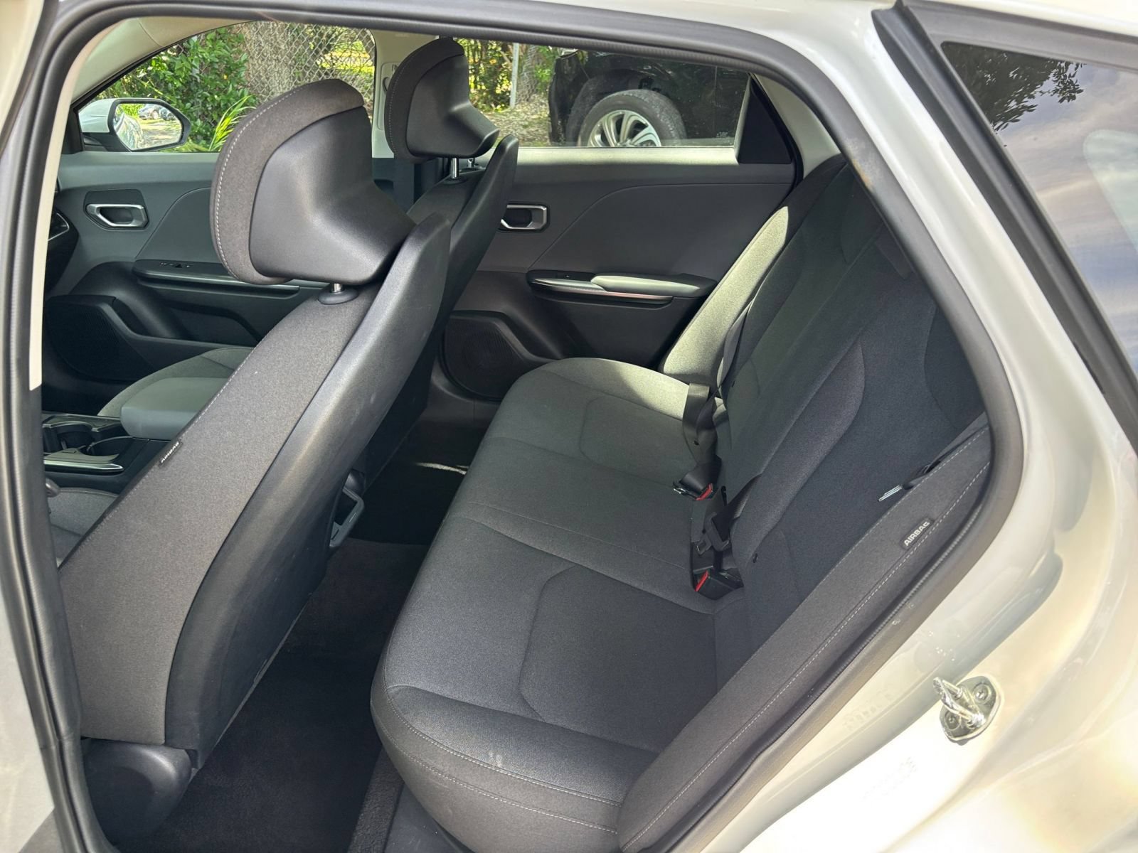 Used 2025 Kia K4 FWD image 25