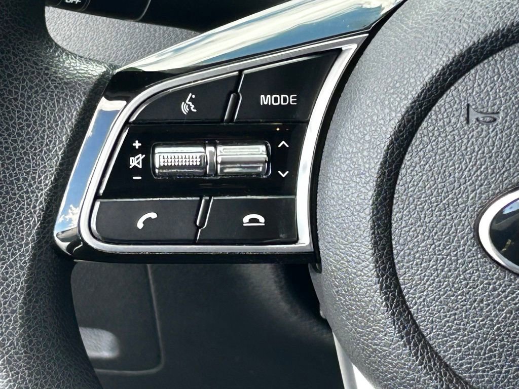 Used 2020 Kia Optima LX FWD image 19