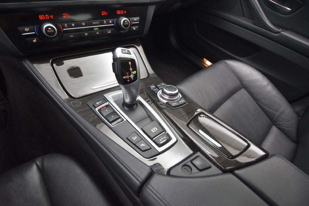 Used 2013 BMW 528i xDrive Sedan AWD/4WD image 33