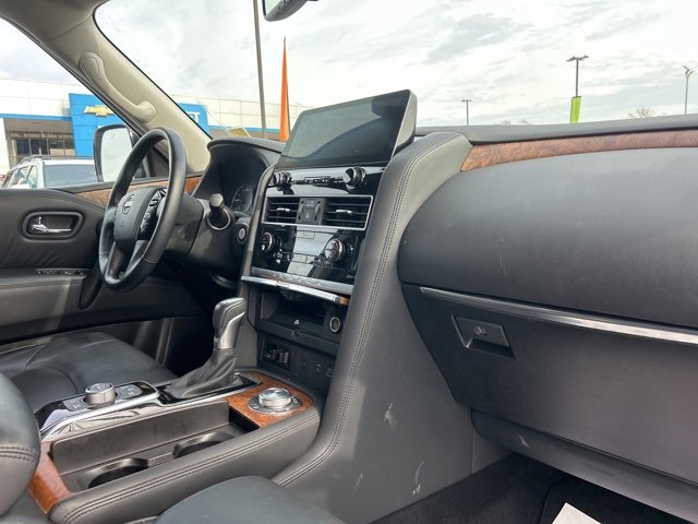 Used 2024 Nissan Armada SL w/ Captain's Chairs Package image 38