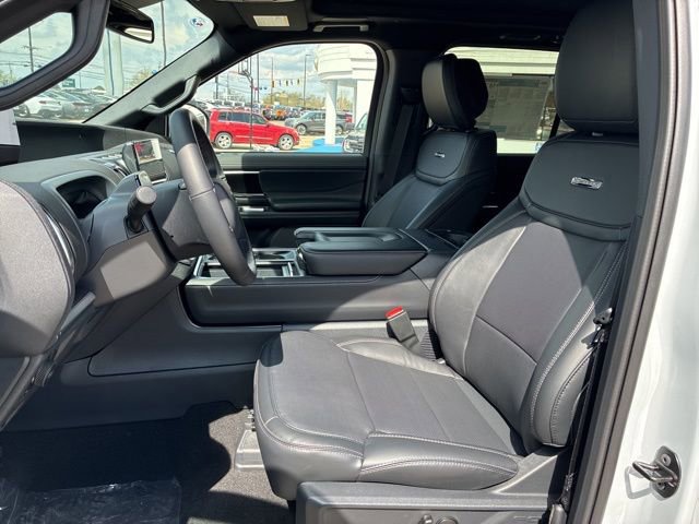 New 2026 Ford Expedition Platinum w/ Stealth Performance Package image 19