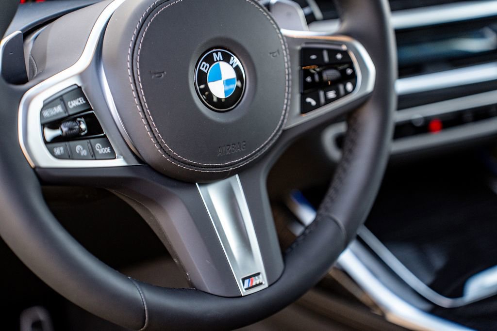 New 2026 BMW X7 xDrive40i w/ M Sport Package image 12