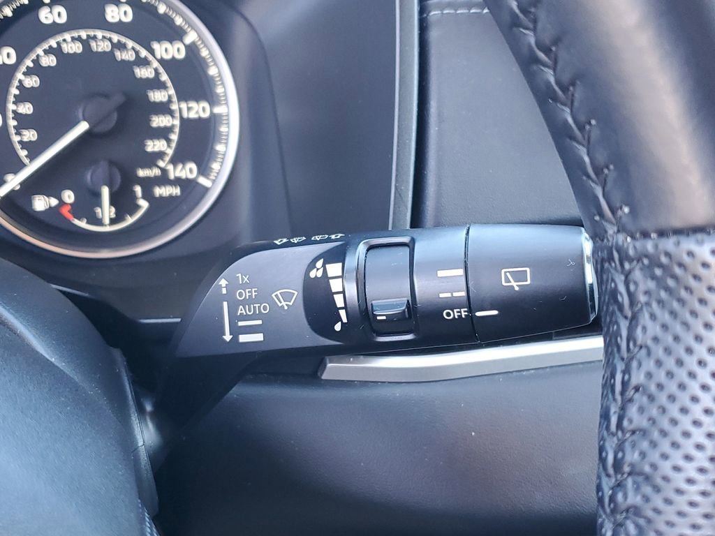 Used 2023 Mitsubishi Outlander SE image 24