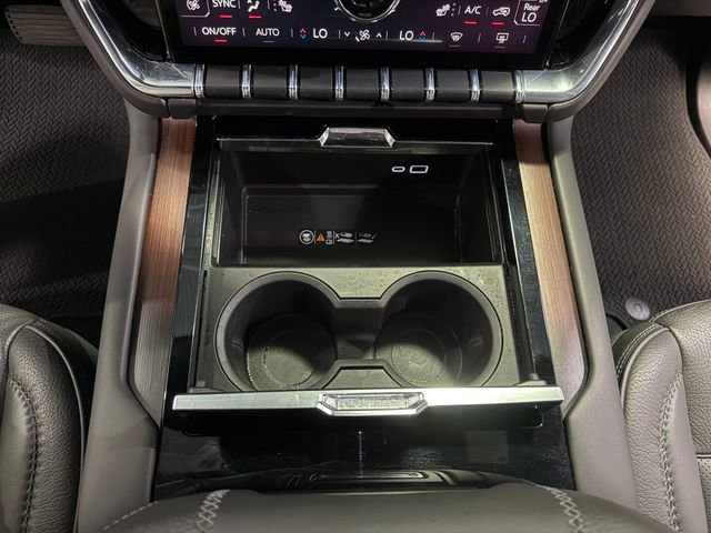 Certified 2025 GMC Yukon Denali image 23