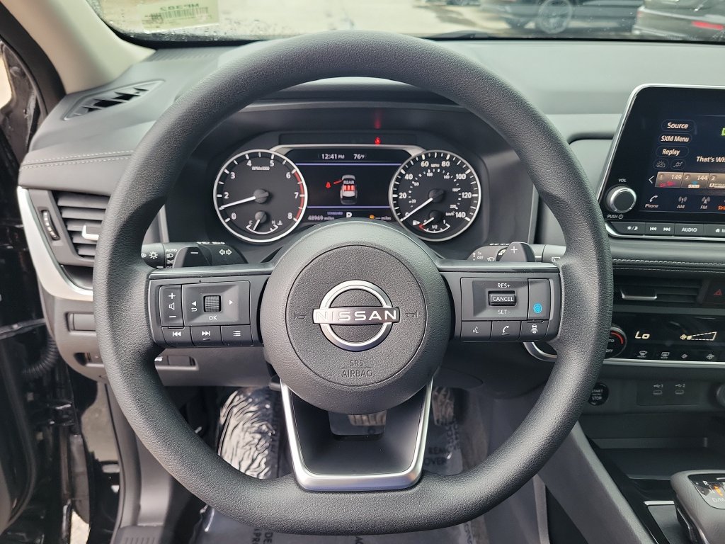 Used 2024 Nissan Rogue SV FWD image 18
