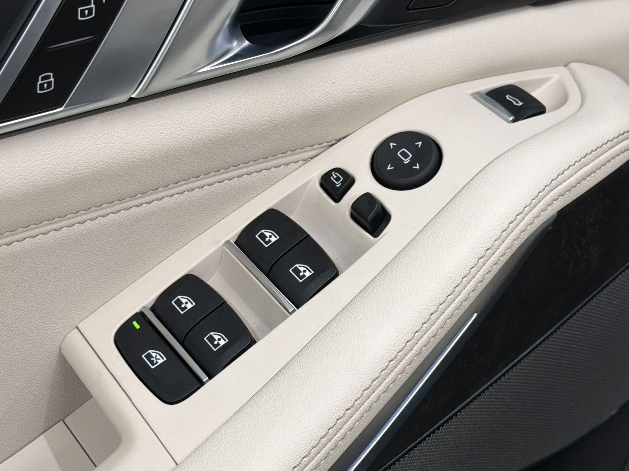 New 2026 BMW X5 xDrive50e AWD/4WD image 20