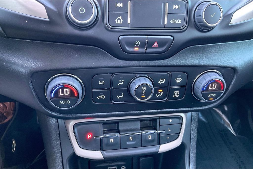 Used 2023 GMC Terrain Denali w/ Denali Premium Package image 30