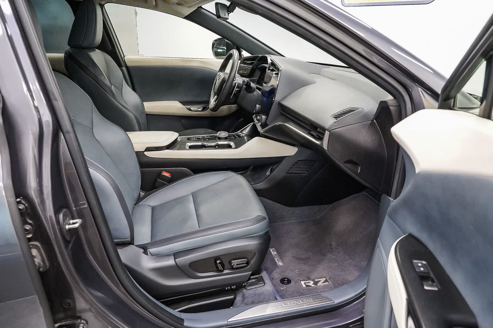 Used 2024 Lexus RZ 300e Premium FWD image 16
