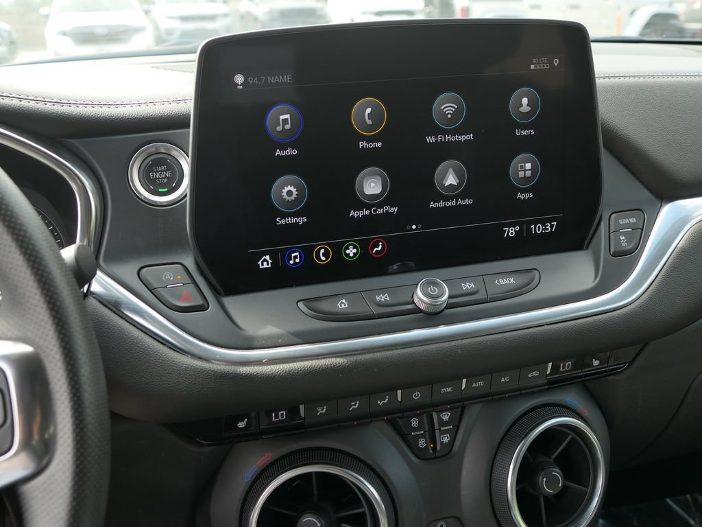 Used 2025 Chevrolet Blazer LT FWD image 17