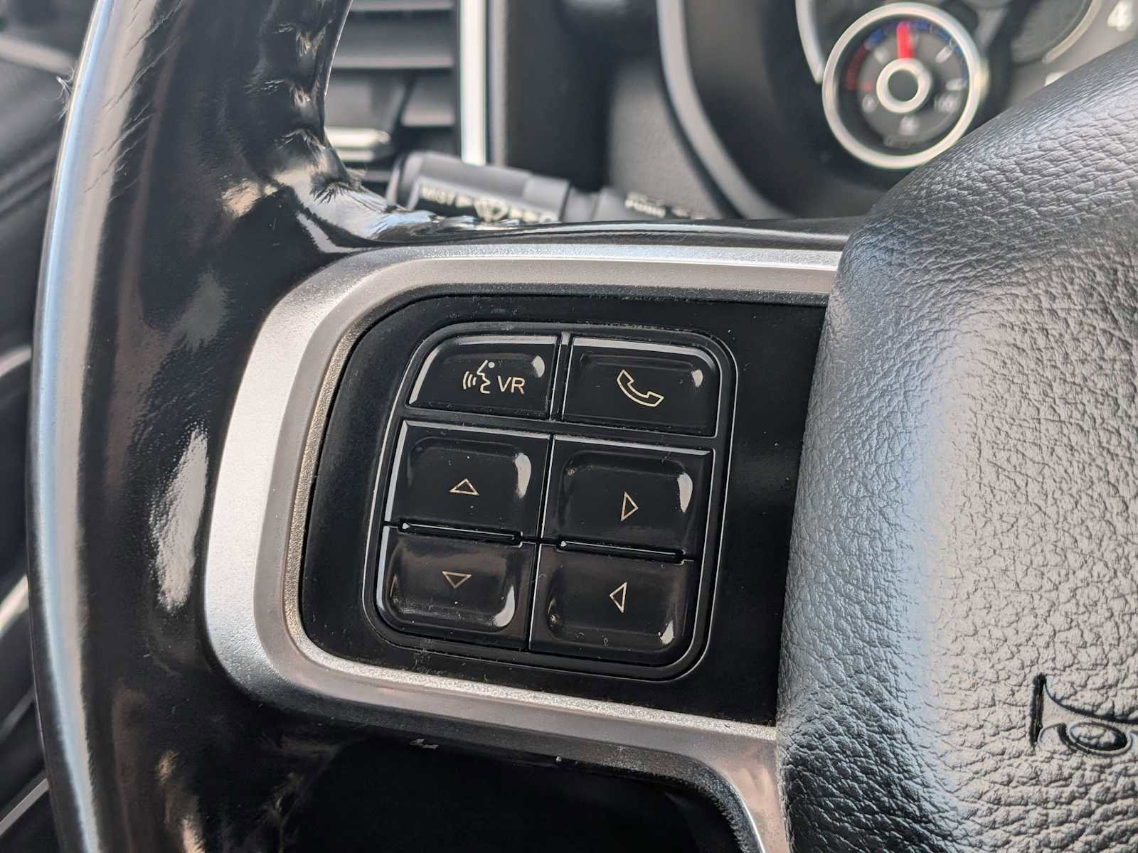 Used 2020 RAM 2500 Laramie image 27