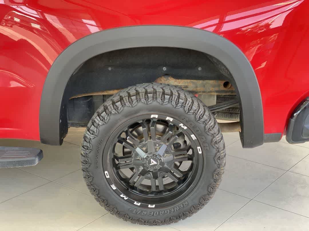 Used 2020 Chevrolet Silverado 1500 LT Trail Boss AWD/4WD image 13