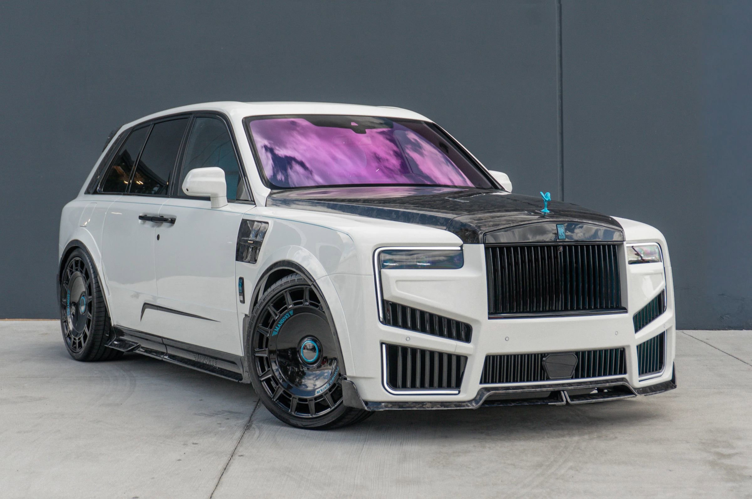 Used 2026 Rolls-Royce Cullinan AWD/4WD image 5