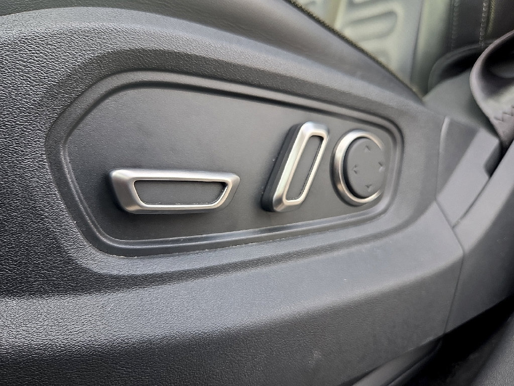 Used 2025 Rivian R1T Adventure Dual AWD/4WD image 15
