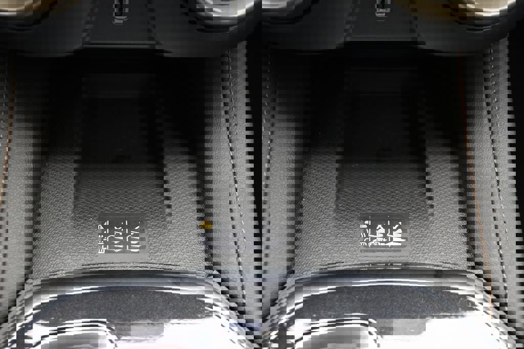 Used 2023 Chevrolet Blazer Premier w/ Enhanced Convenience Package image 28