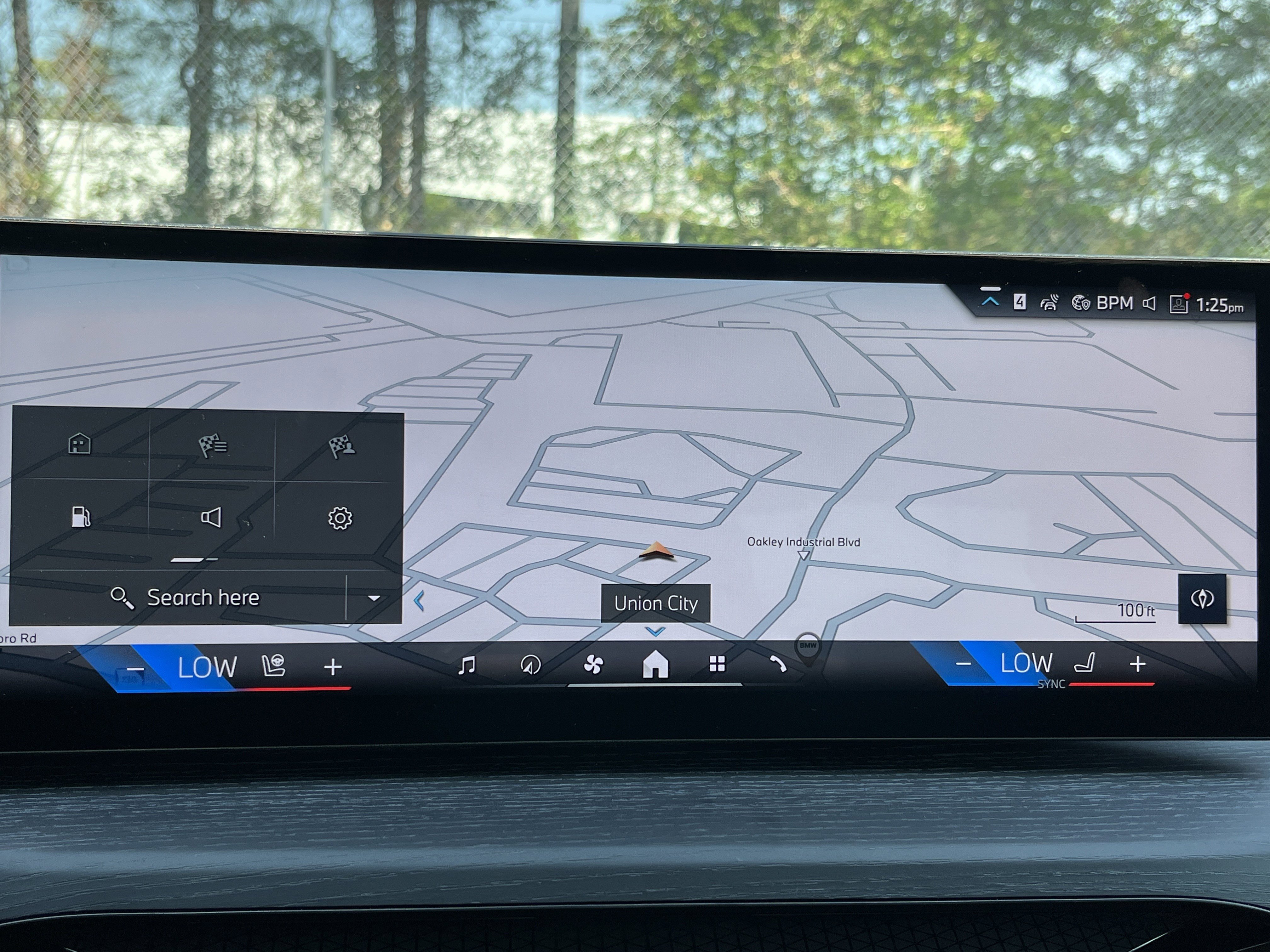 New 2025 BMW 330i Sedan w/ M Sport Package image 5