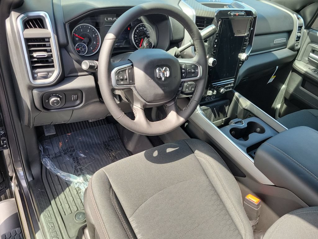 New 2026 RAM 3500 Big Horn AWD/4WD image 11