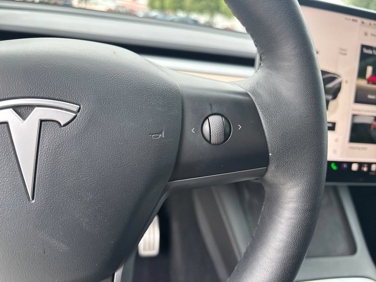 Used 2022 Tesla Model Y Performance AWD/4WD image 19