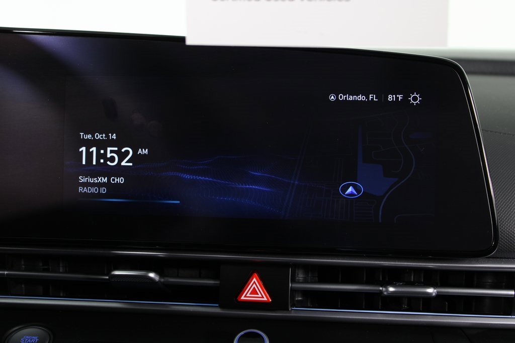 Certified 2024 Hyundai Elantra SEL image 5