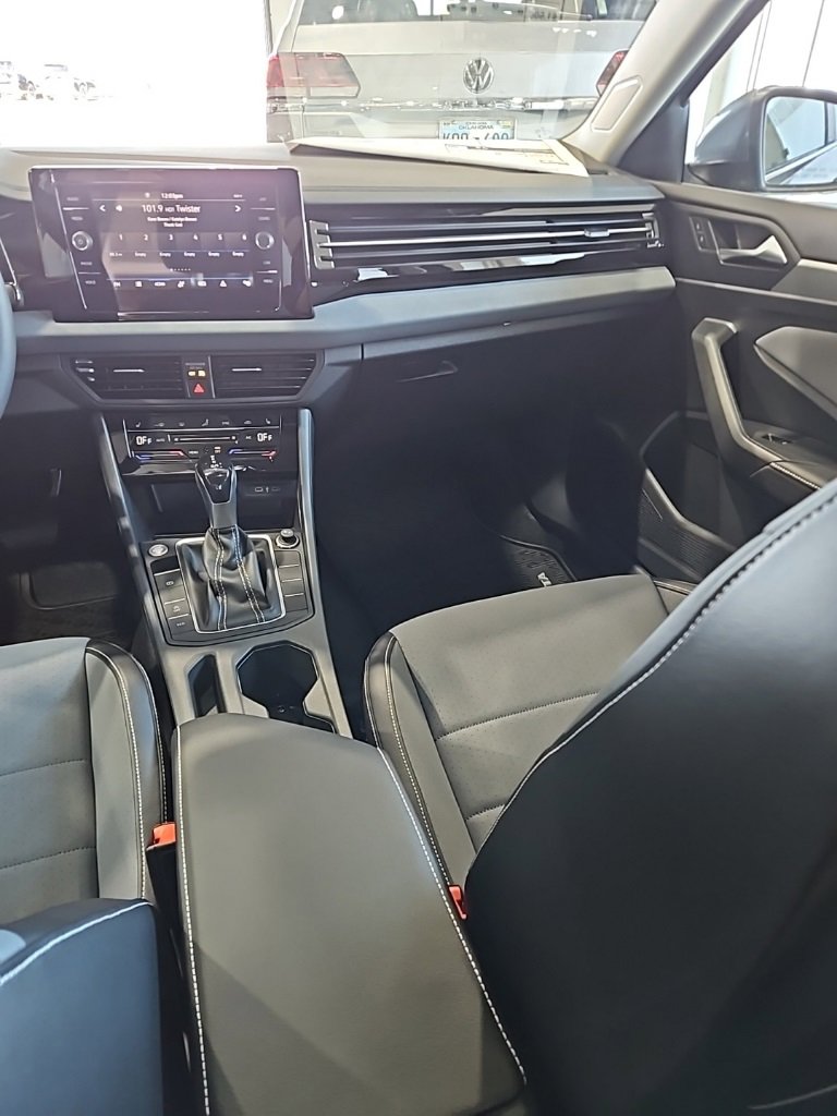 New 2026 Volkswagen Jetta SE image 23