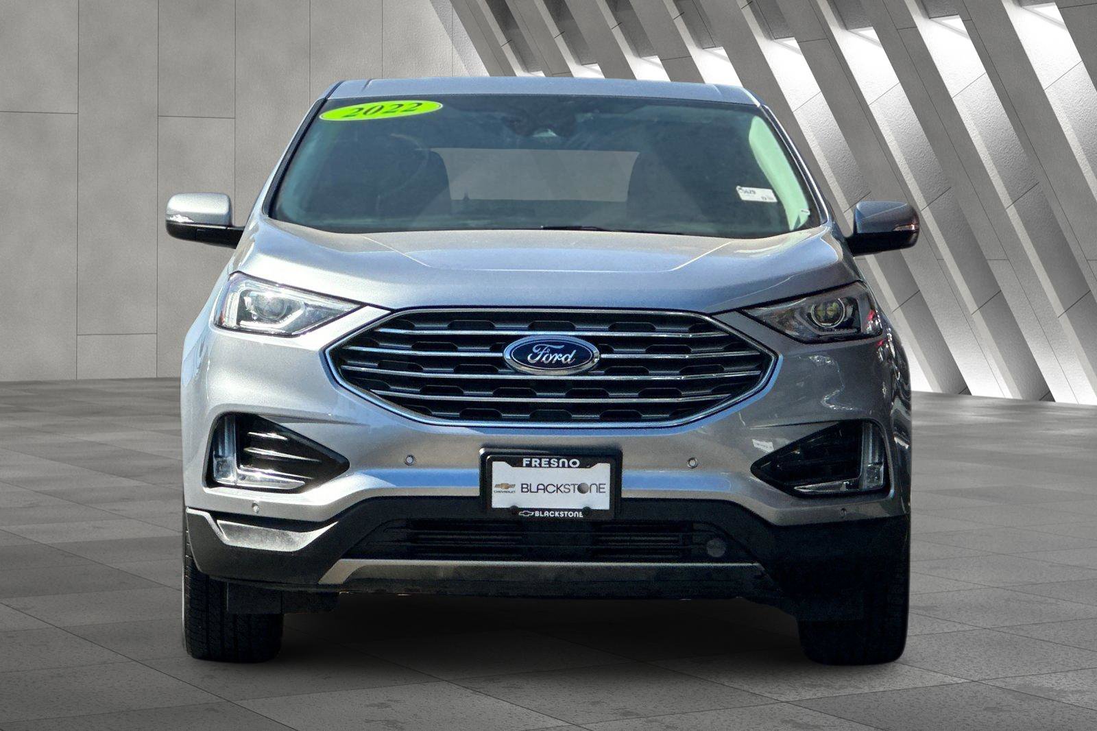 Used 2022 Ford Edge Titanium image 9