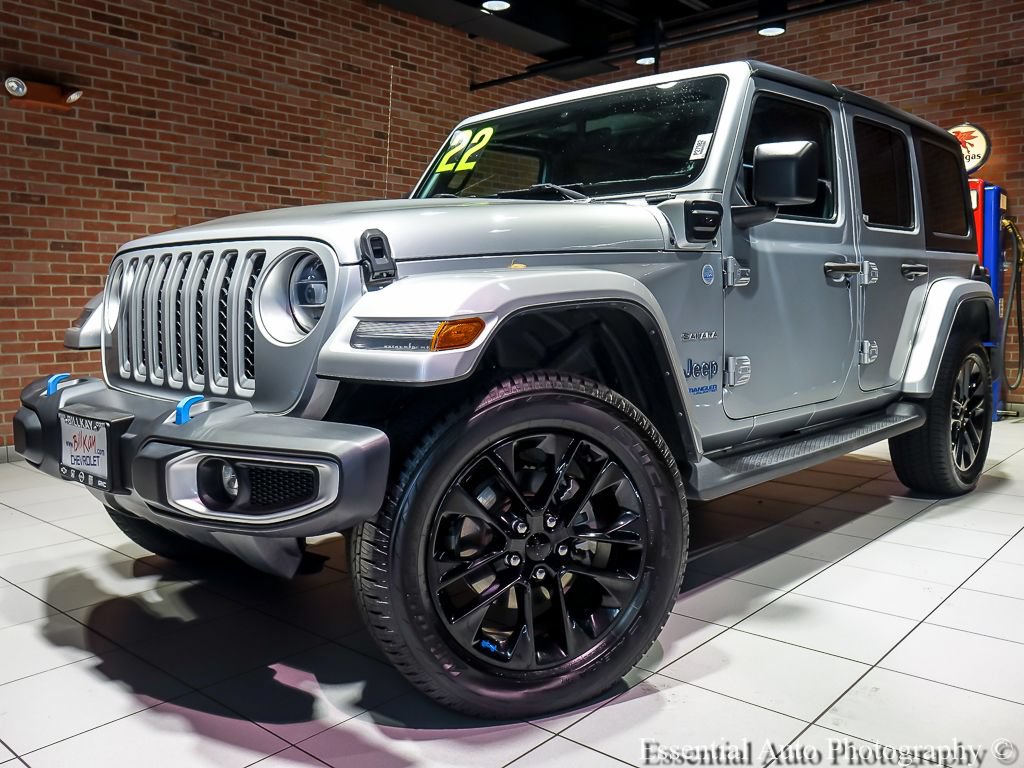 Used 2022 Jeep Wrangler Unlimited Sahara w/ Cold Weather Group AWD/4WD video 2
