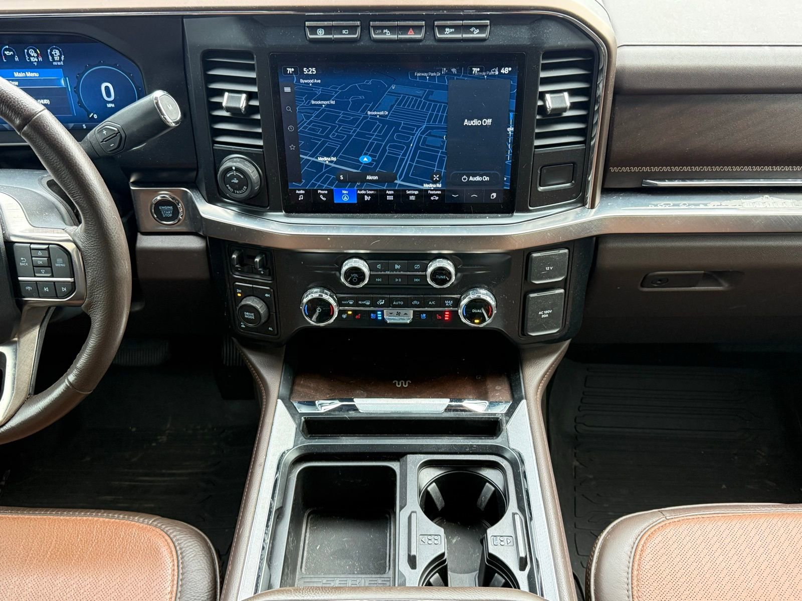 Used 2024 Ford F350 King Ranch w/ FX4 Off-Road Package AWD/4WD image 19