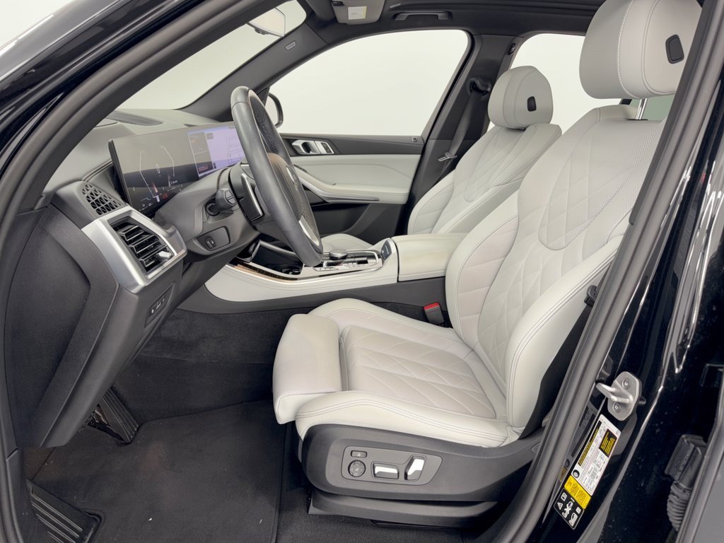 Used 2024 BMW X5 xDrive40i w/ Premium Package AWD/4WD image 5
