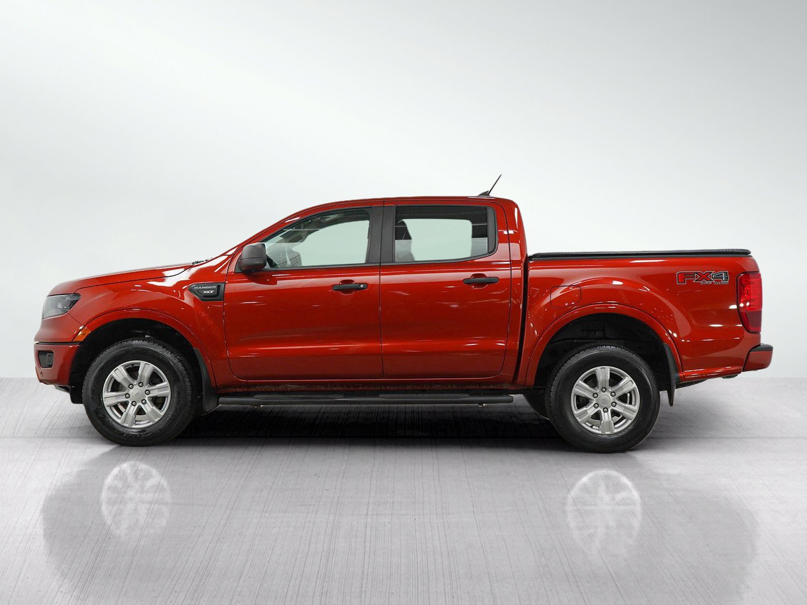 Used 2019 Ford Ranger XLT w/ FX4 Off-Road Package AWD/4WD image 2