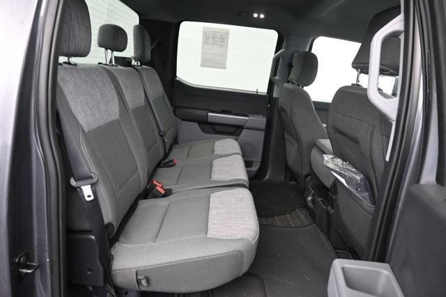 Used 2024 Ford F350 XLT AWD/4WD image 6