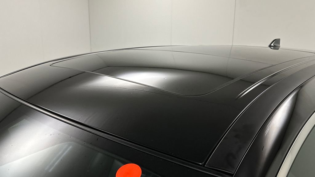 Used 2022 Nissan Murano SL w/ SL Moonroof Package image 12