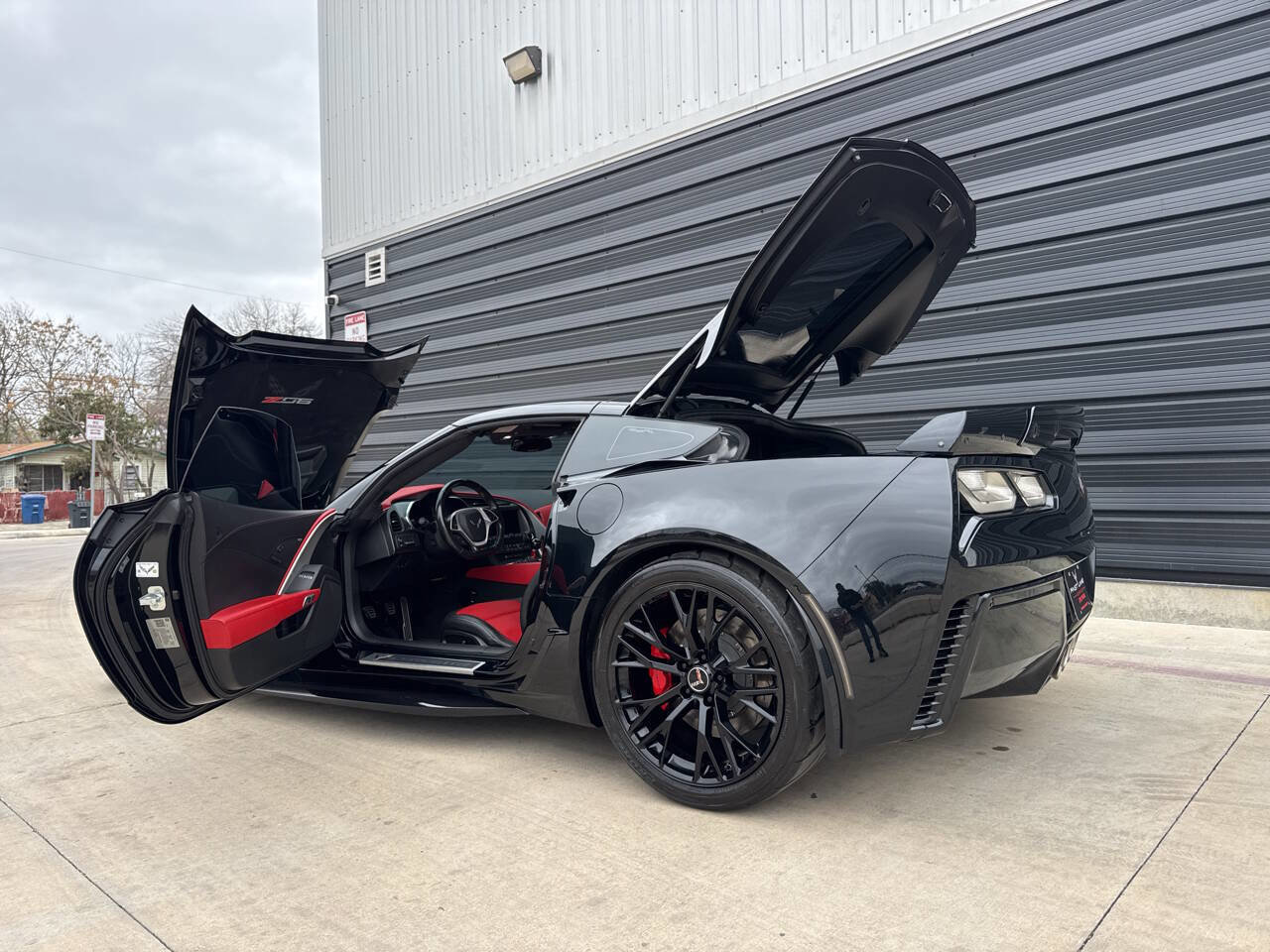 Used 2019 Chevrolet Corvette Z06 RWD image 38