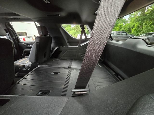 Used 2024 GMC Yukon AT4 w/ Technology Package AWD/4WD image 11