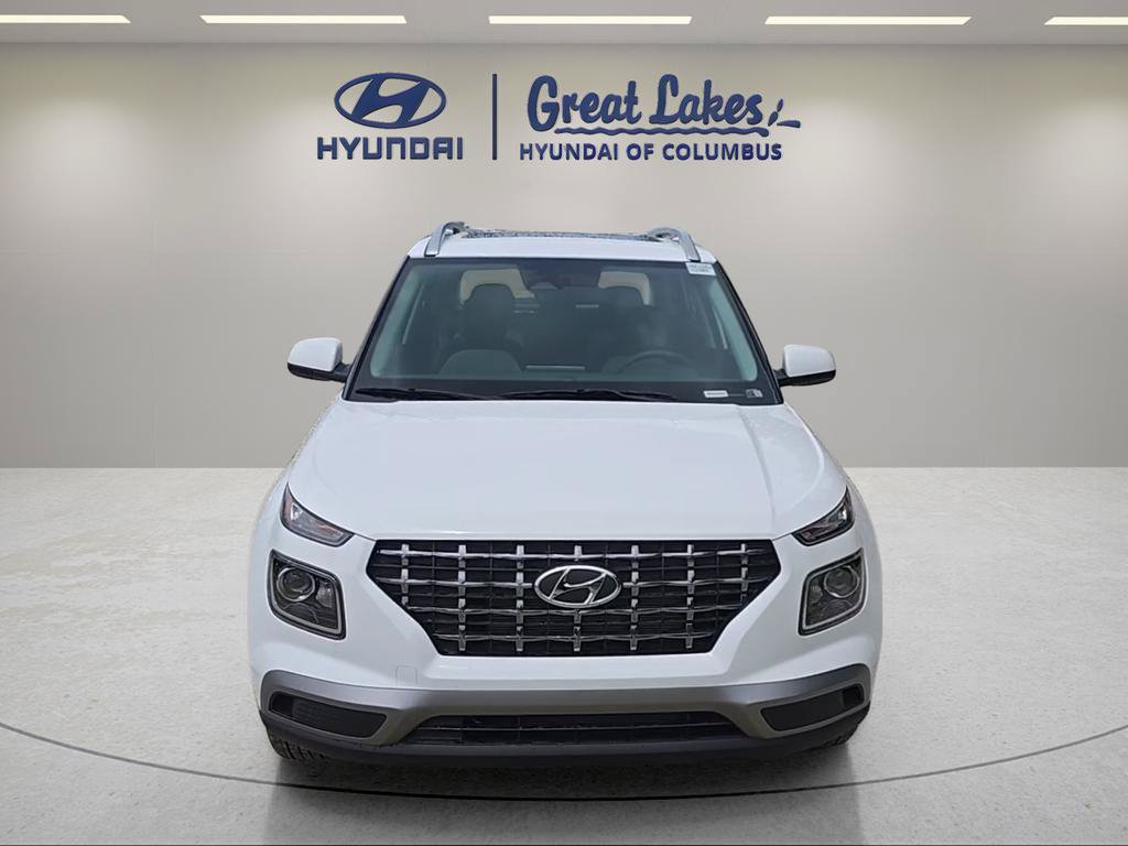New 2026 Hyundai Venue SEL FWD image 2