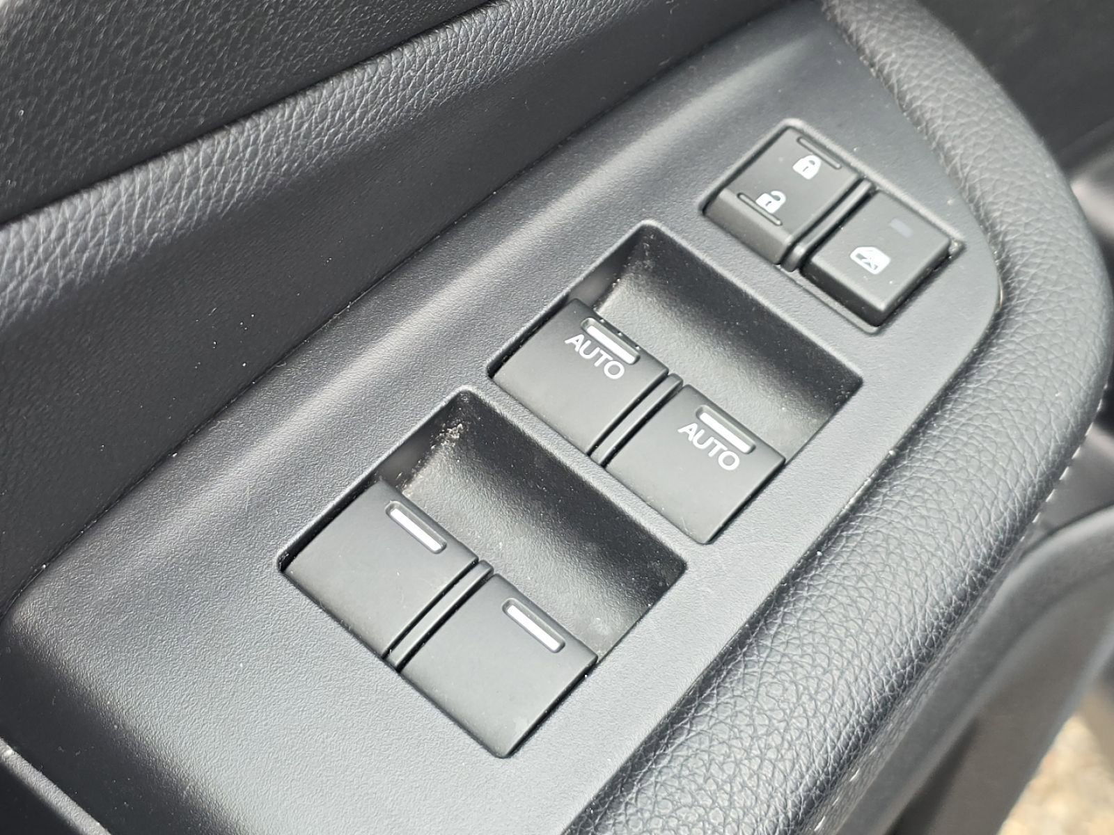 Used 2024 Honda Passport EX-L image 19