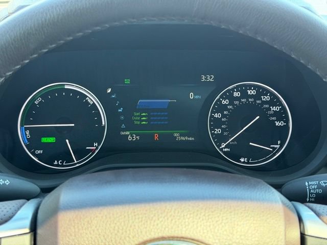 Used 2024 Toyota Sienna Platinum FWD image 25