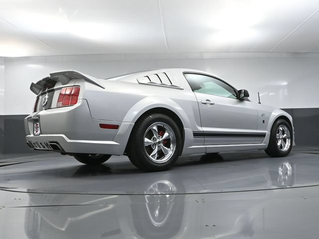 Used 2006 Ford Mustang GT RWD image 44