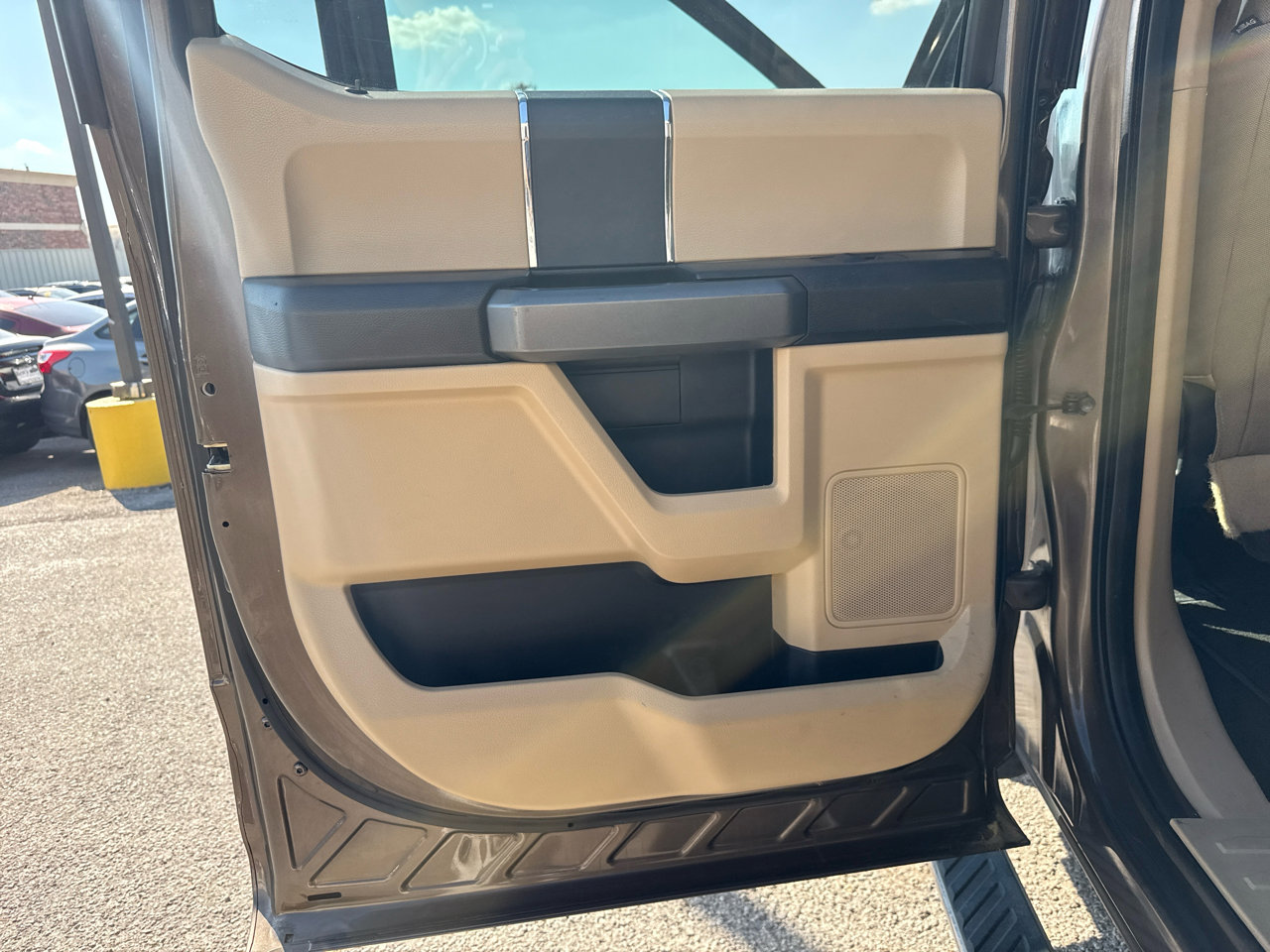 Used 2017 Ford F350 XLT w/ XLT Value Package image 18