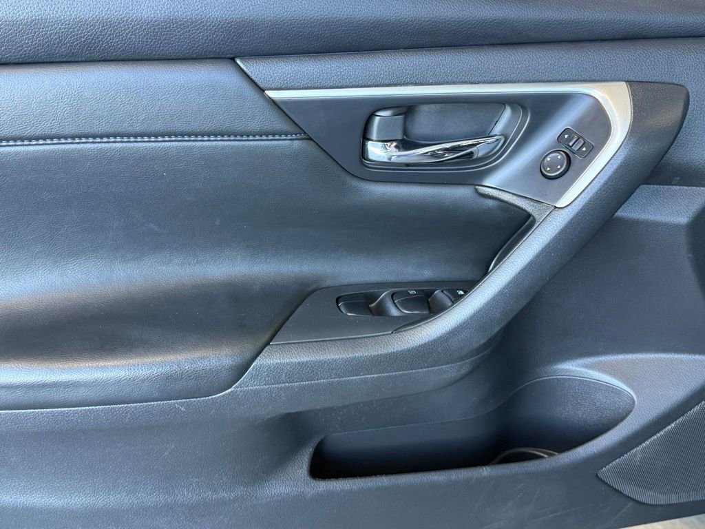 Used 2018 Nissan Altima 2.5 SR w/ SR Special Edition image 17