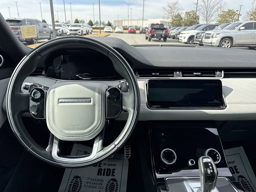 Used 2020 Land Rover Range Rover Evoque First Edition image 4