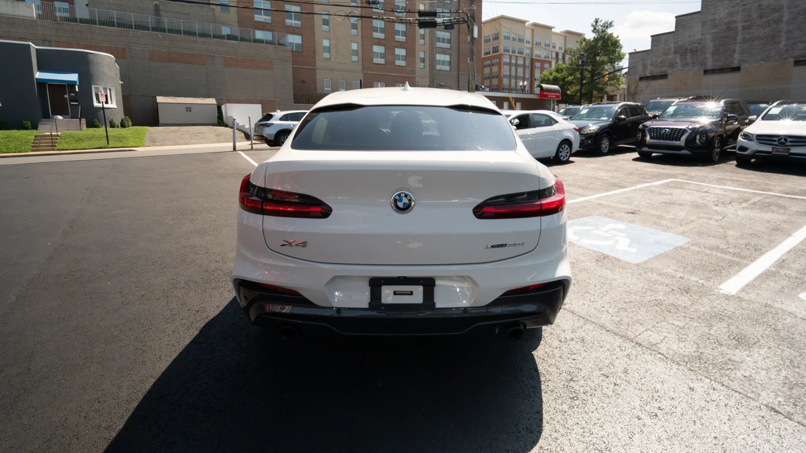 Used 2019 BMW X4 xDrive30i w/ Executive Package AWD/4WD image 4