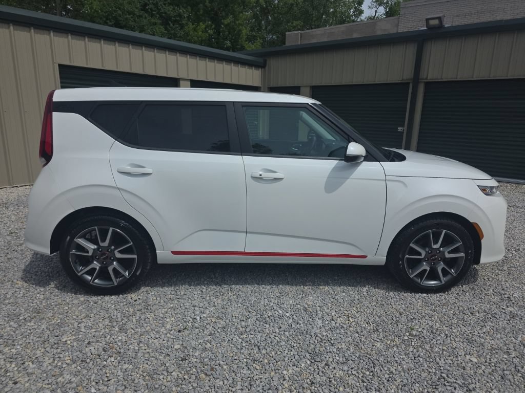 Used 2022 Kia Soul GT-Line FWD image 8