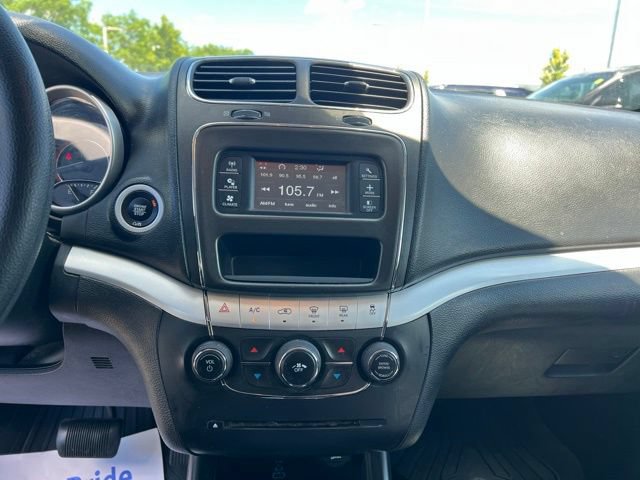 Used 2017 Dodge Journey SE FWD image 16